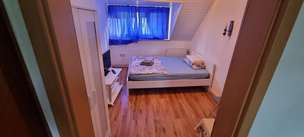 Apartament Private Unterkunft Askinartar Moguncja Pokój zdjęcie